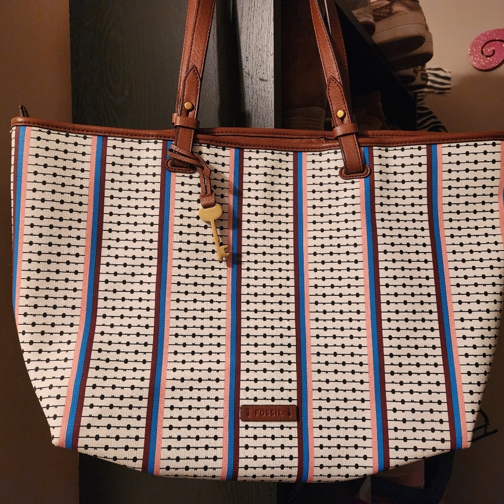 NWOT Fossil Rachel tote